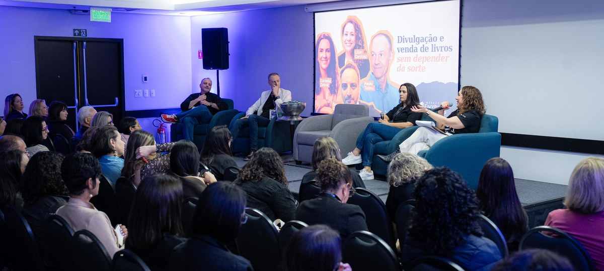 Divulgação e venda de livros